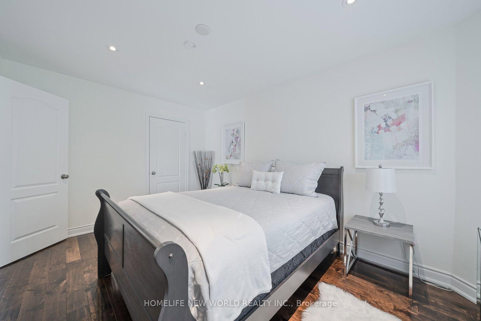 397 Hewitt Circle • Newmarket, ON photo 33