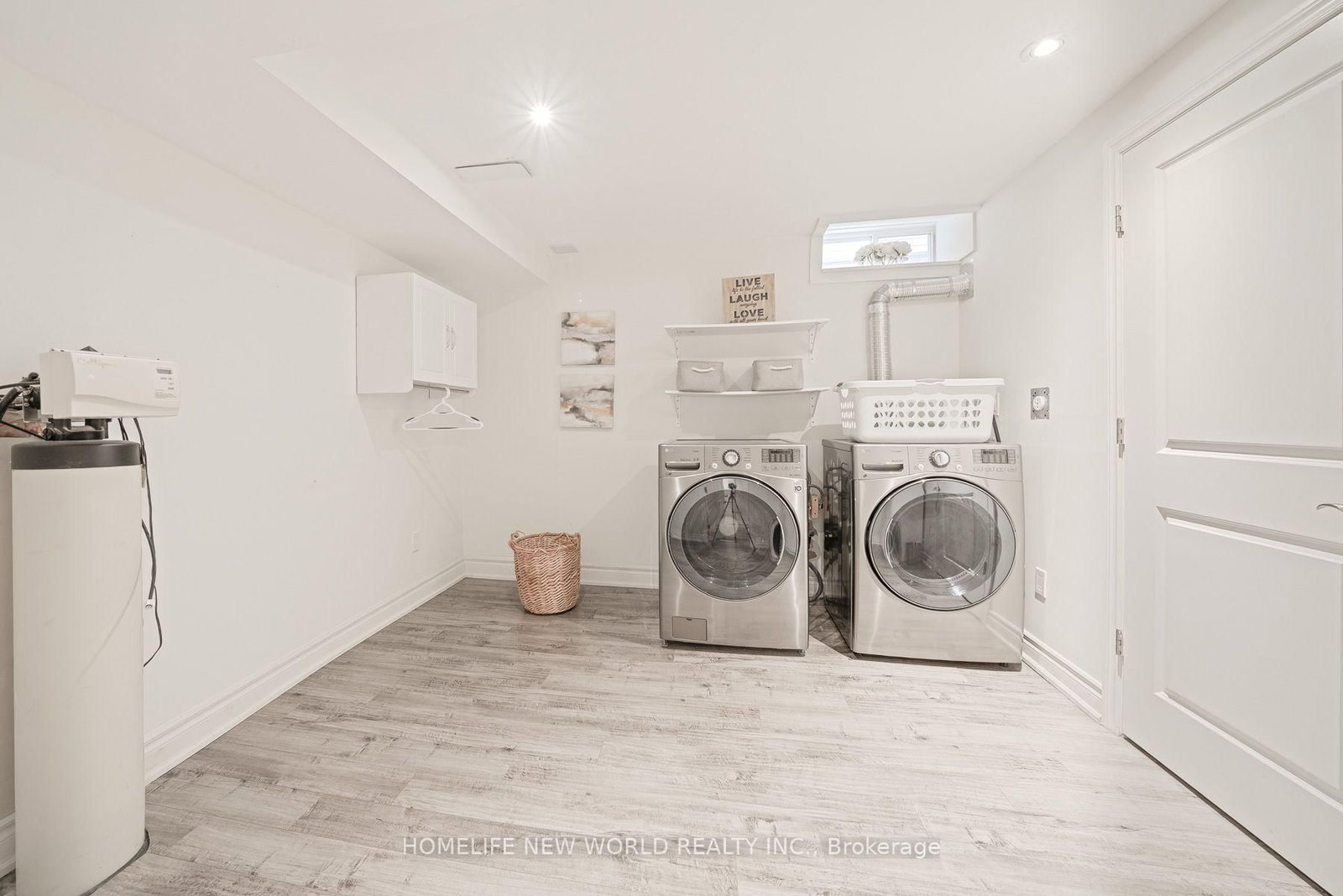 397 Hewitt Circle • Newmarket, ON photo 40