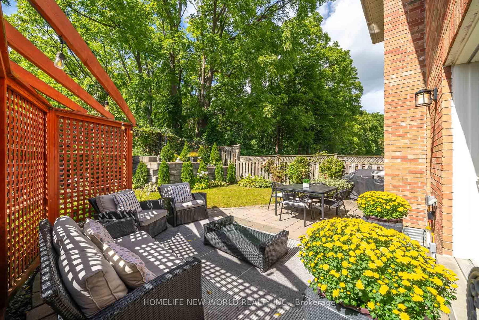 397 Hewitt Circle • Newmarket, ON photo 42