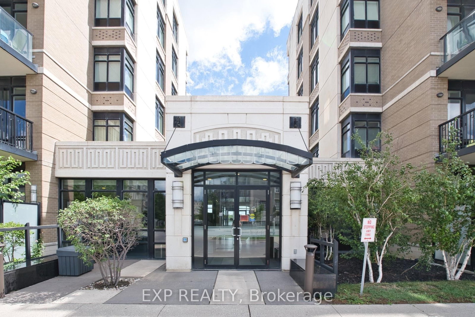 151 Upper Duke Crescent • #310 • Markham, ON photo 2
