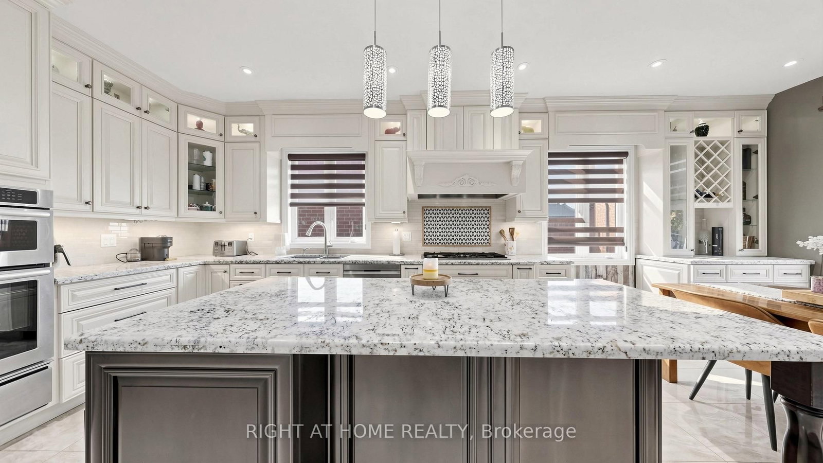 40 Chateau Dr, Vaughan, view 14