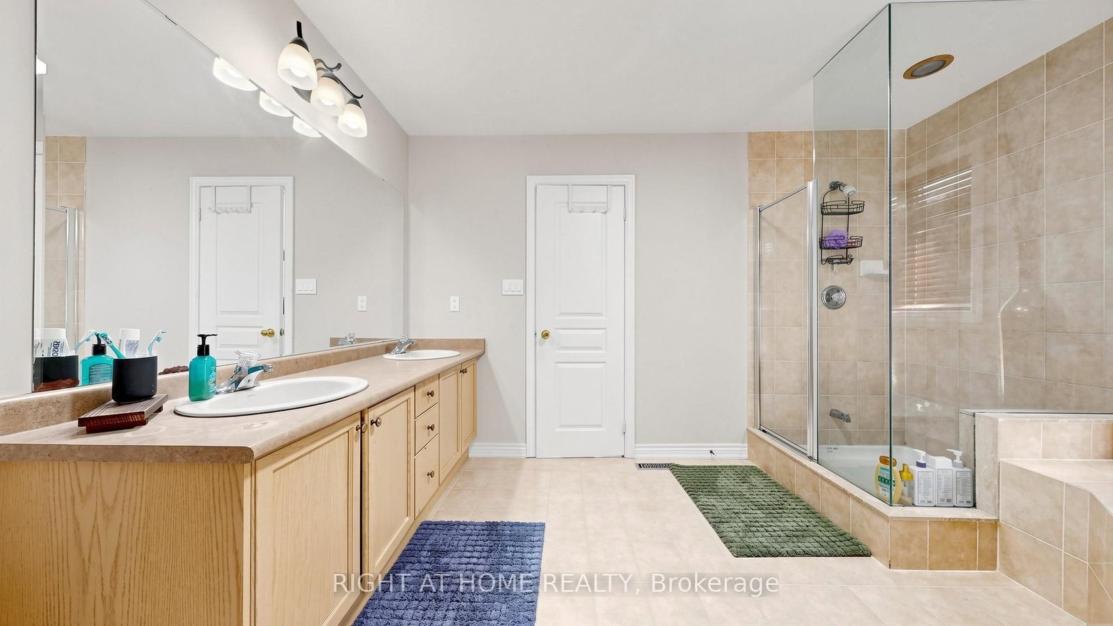 40 Chateau Dr, Vaughan, view 29