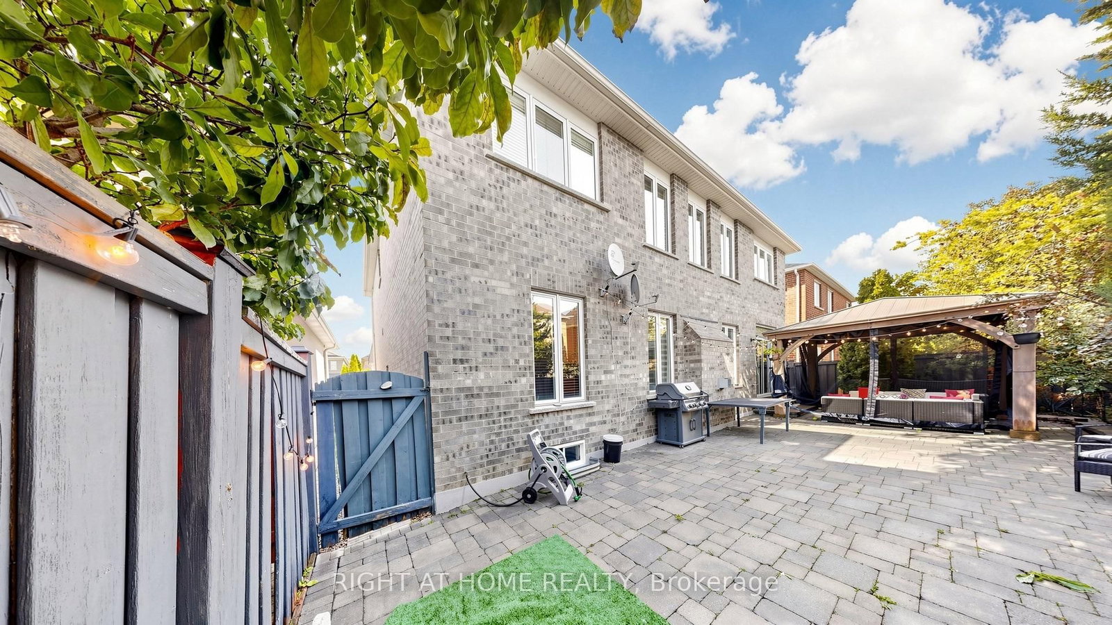 40 Chateau Dr, Vaughan, view 48