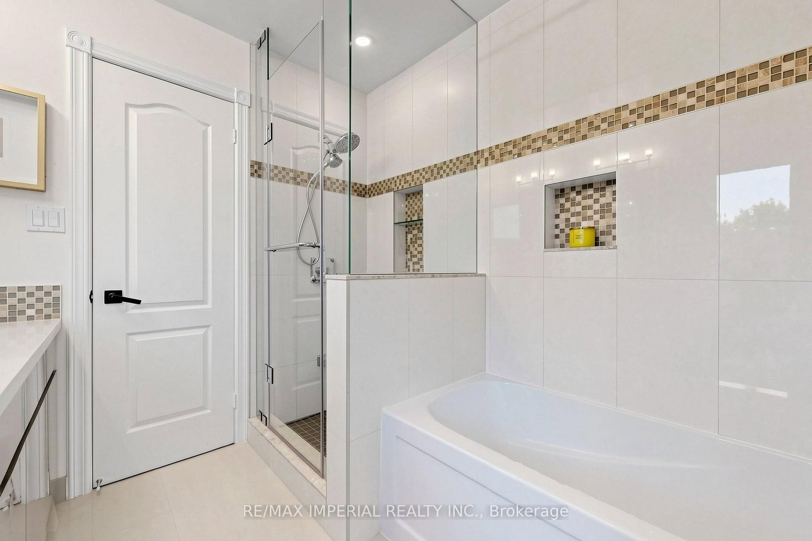 9 Elderwood Drive • Richmond Hill, ON photo 35