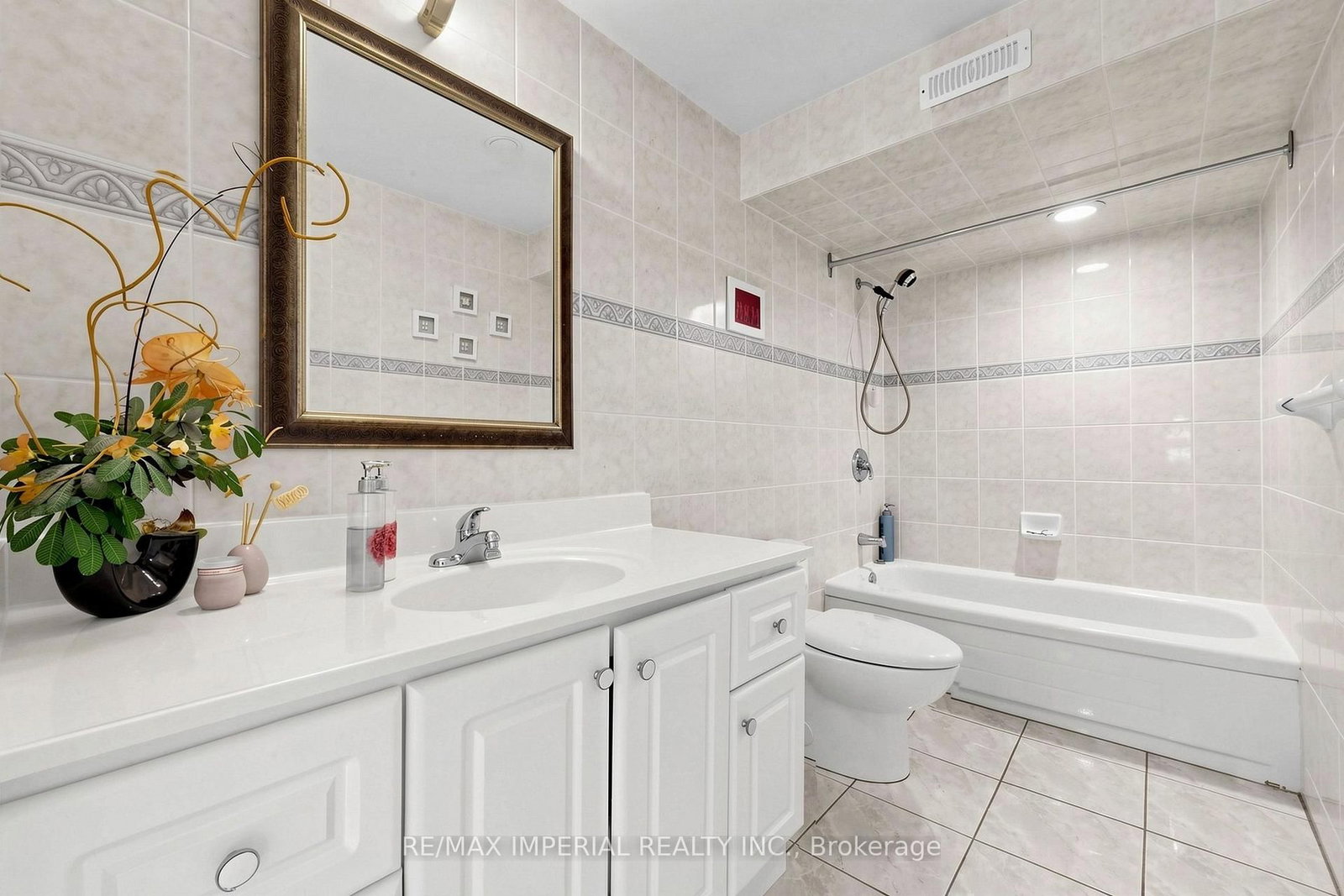 9 Elderwood Drive • Richmond Hill, ON photo 43