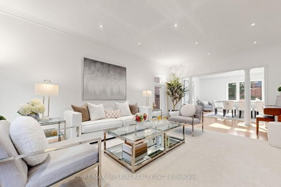 9 Elderwood Drive • Richmond Hill, ON photo 5
