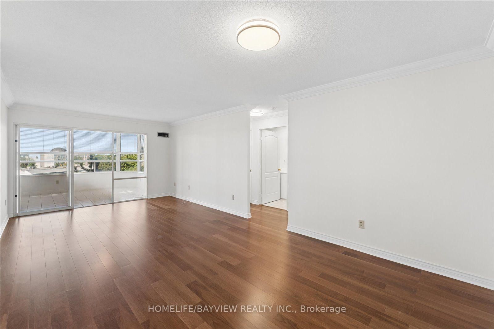 7 Townsgate Drive • #515 • Vaughan, ON photo 16