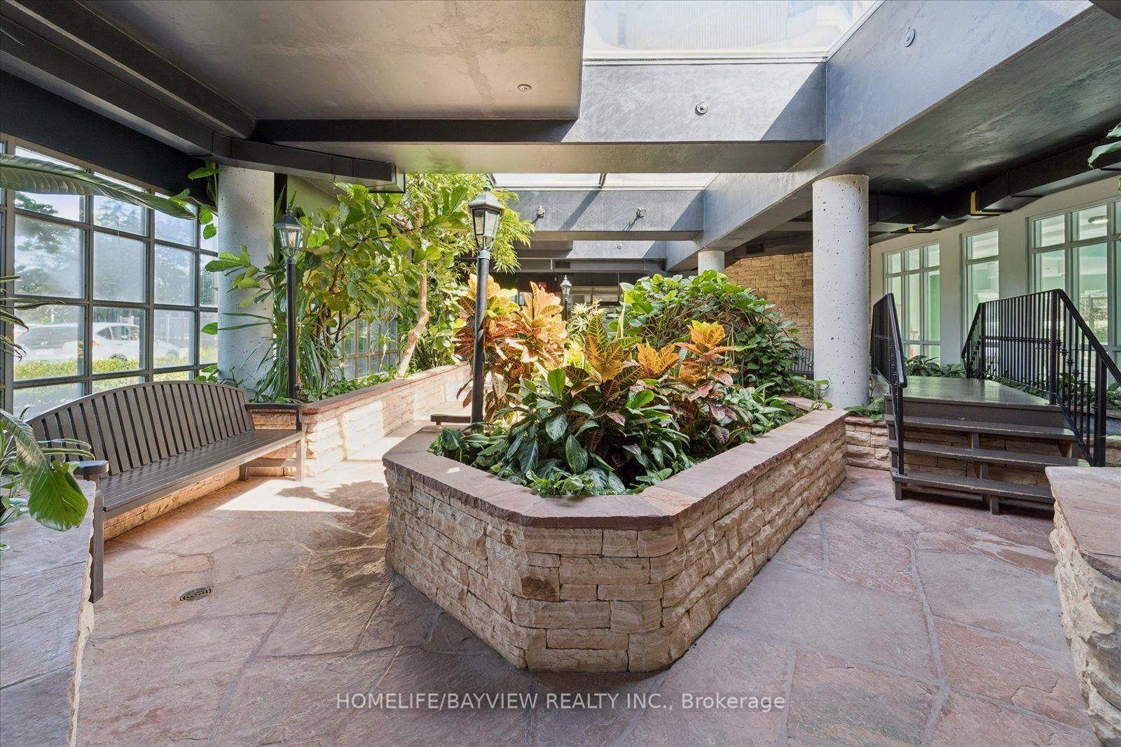 7 Townsgate Drive • #515 • Vaughan, ON photo 37