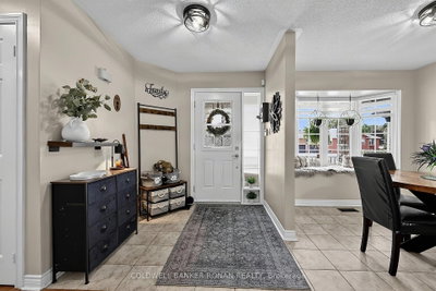 65 Burbank Circle • Adjala-Tosorontio, ON photo 4
