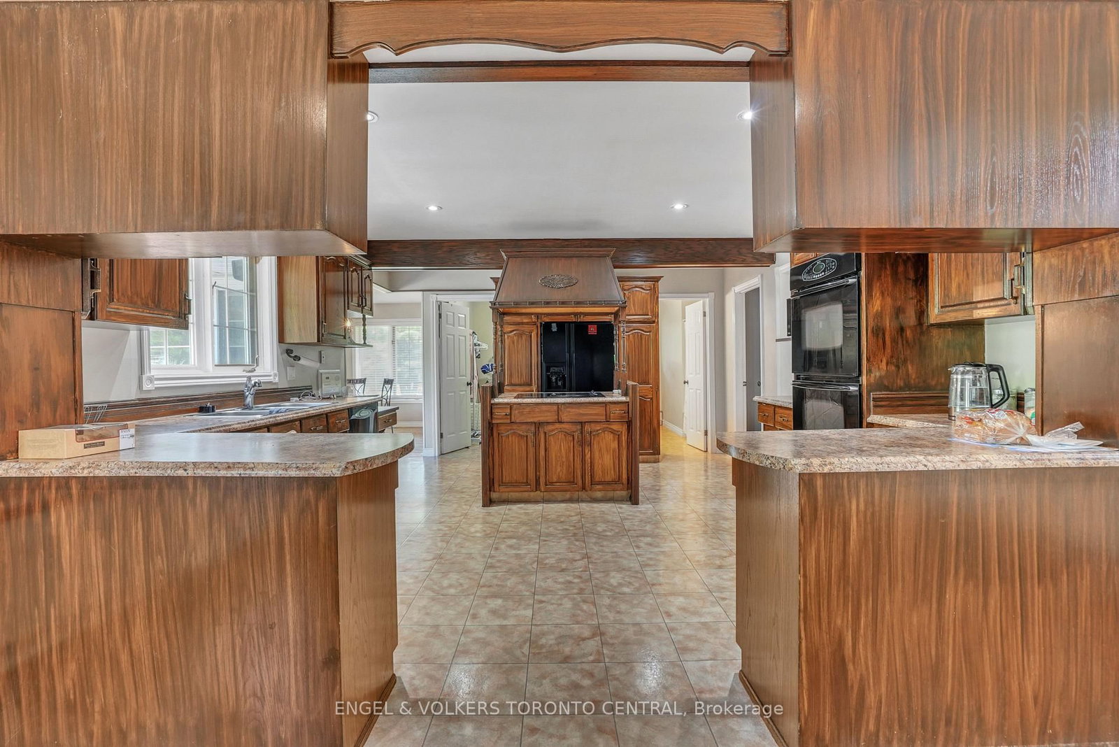 1946 Wilkinson Street • Innisfil, ON photo 10