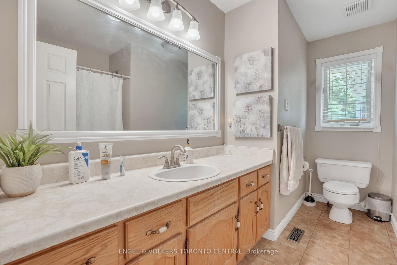 1946 Wilkinson Street • Innisfil, ON photo 15