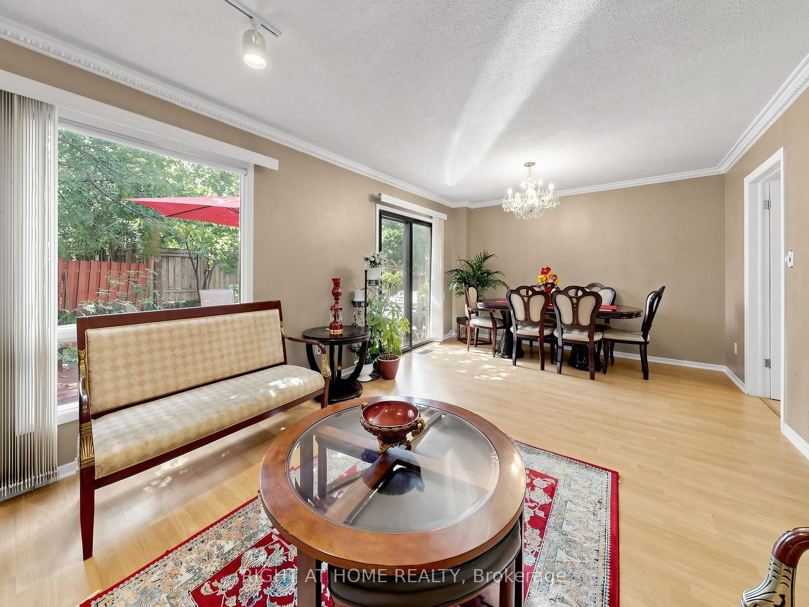 131 Castle Rock Drive • Richmond Hill, ON photo 10