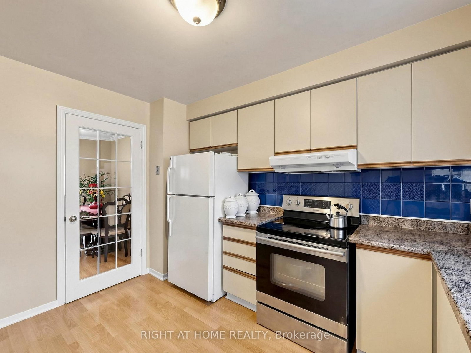 131 Castle Rock Drive • Richmond Hill, ON photo 16