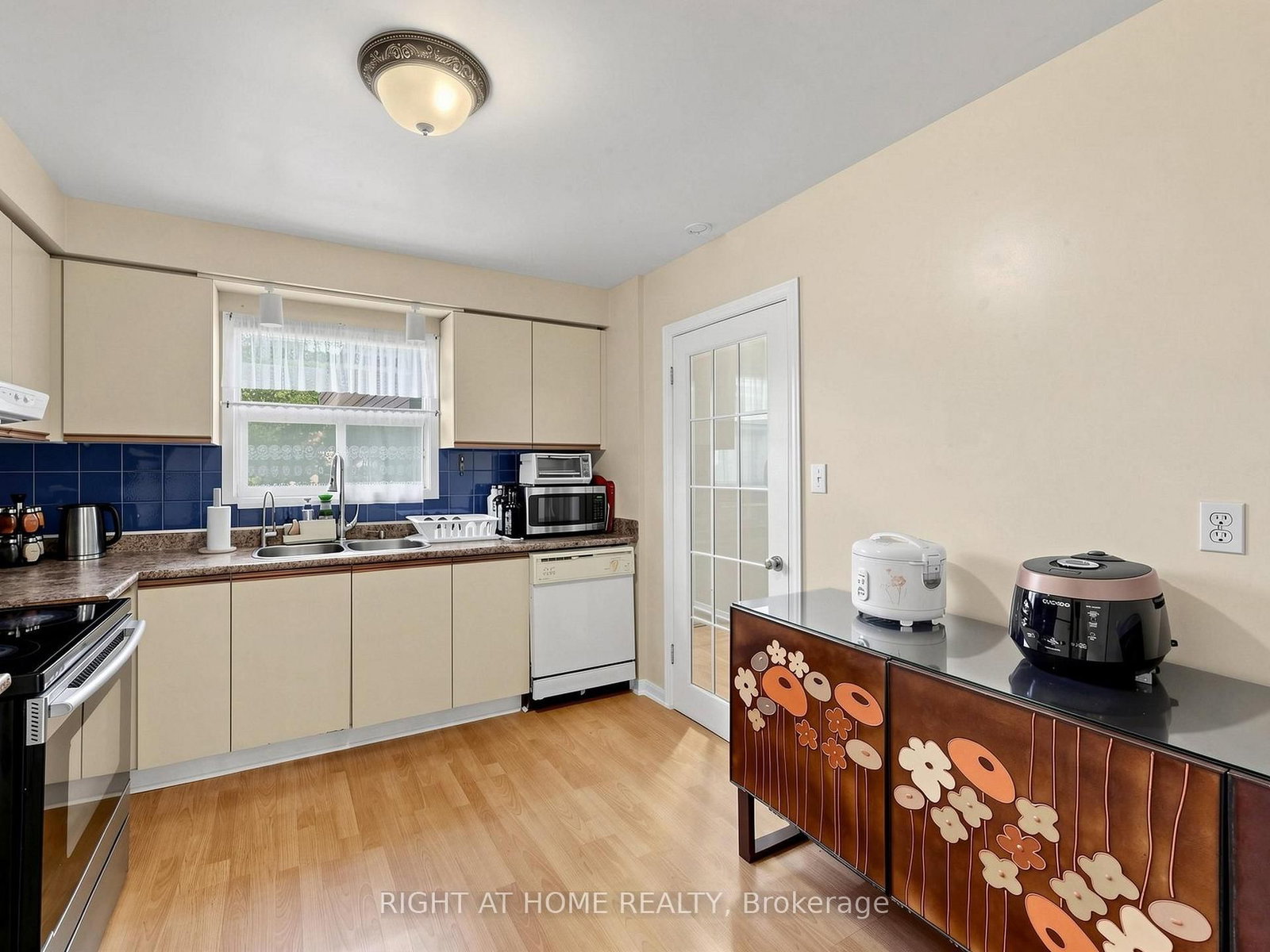 131 Castle Rock Drive • Richmond Hill, ON photo 18