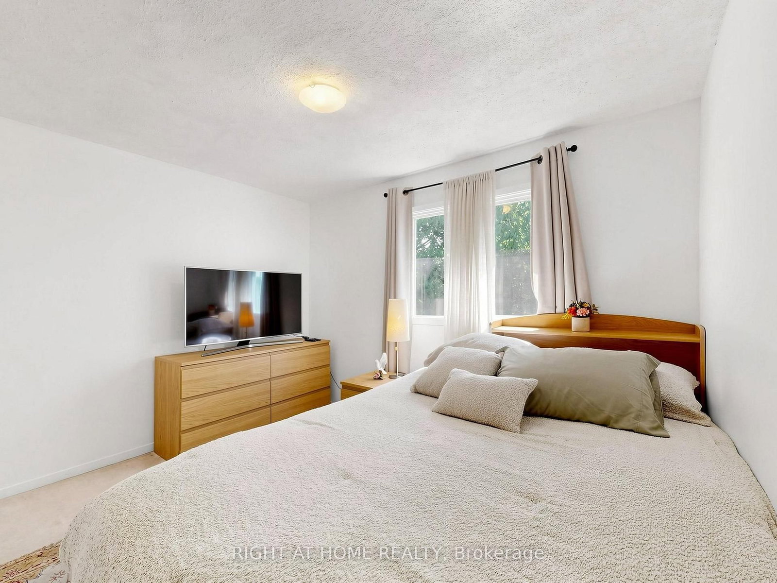 131 Castle Rock Drive • Richmond Hill, ON photo 24