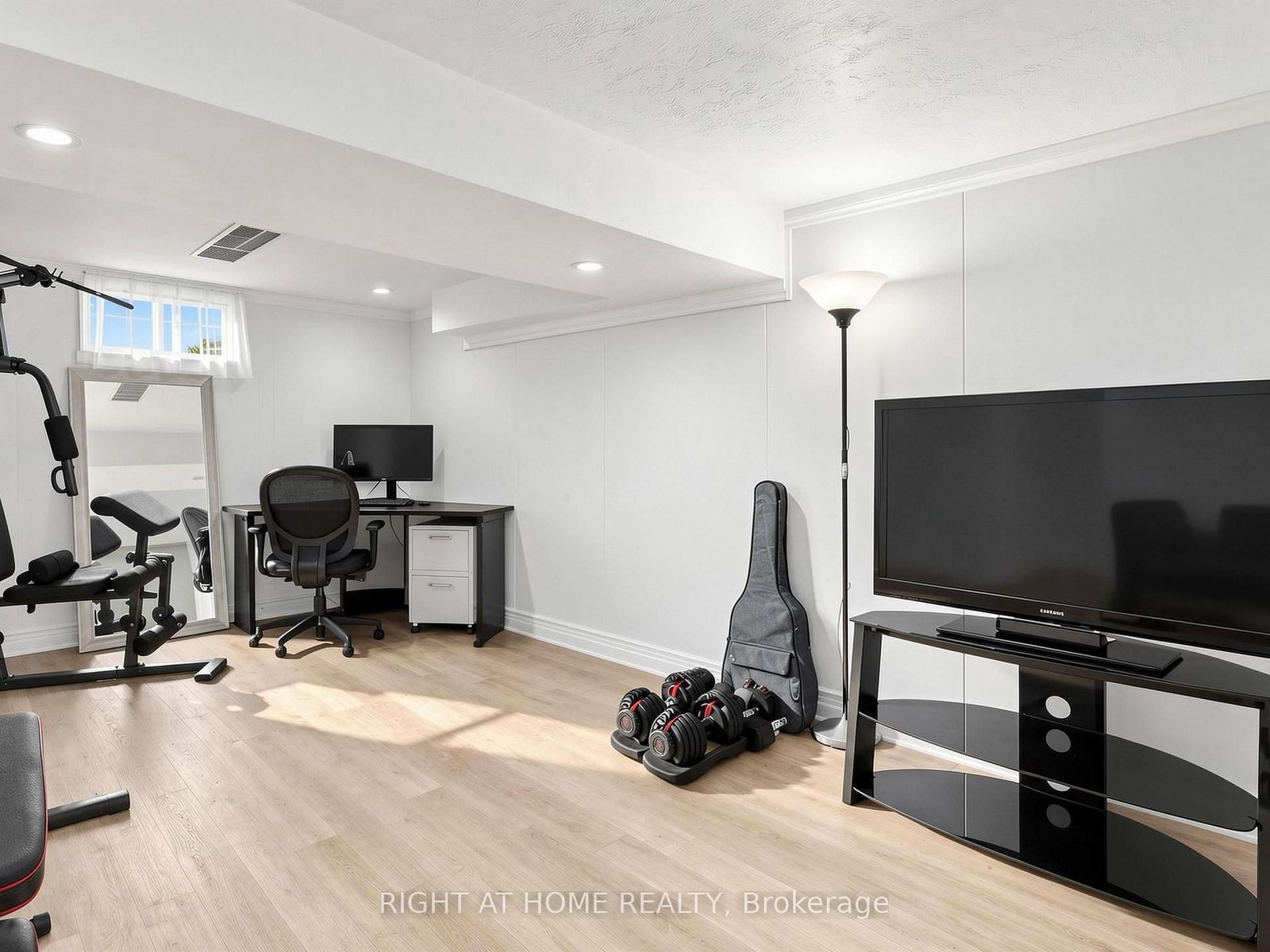 131 Castle Rock Drive • Richmond Hill, ON photo 37