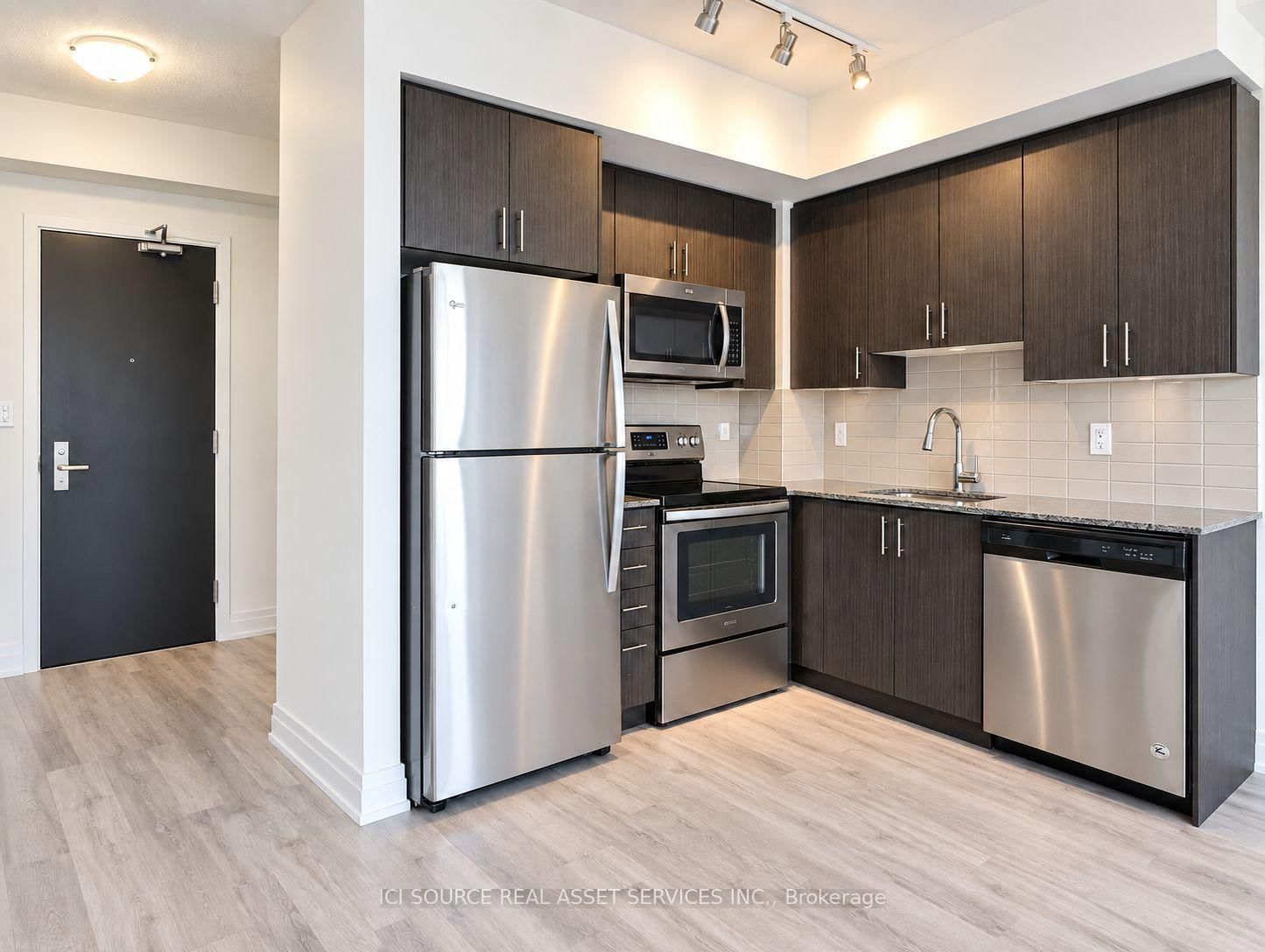 3600 Highway 7 • #514 • Vaughan, ON photo 11