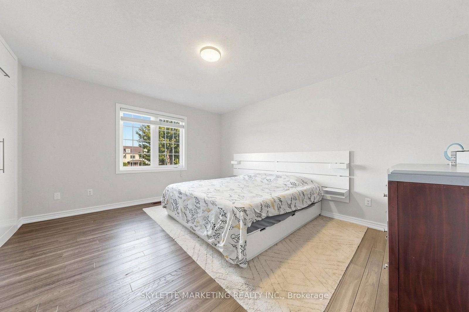 2417 Bur Oak Avenue • Markham, ON photo 19
