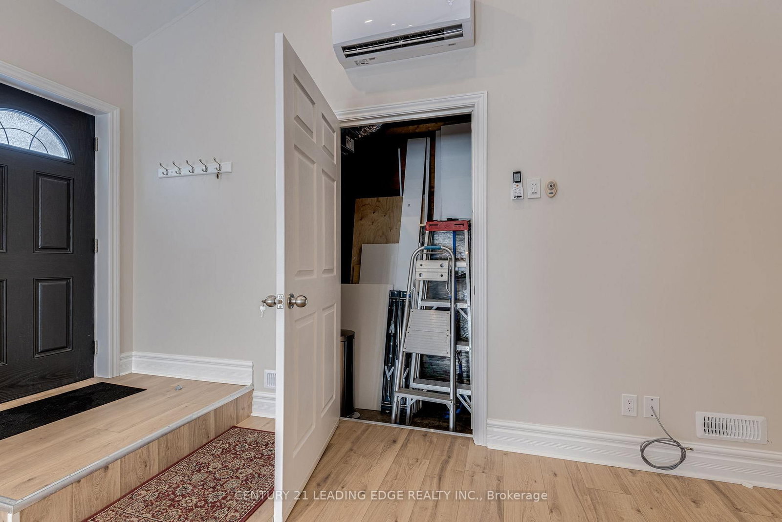 A-62 BAKER St, Whitchurch-Stouffville, view 4