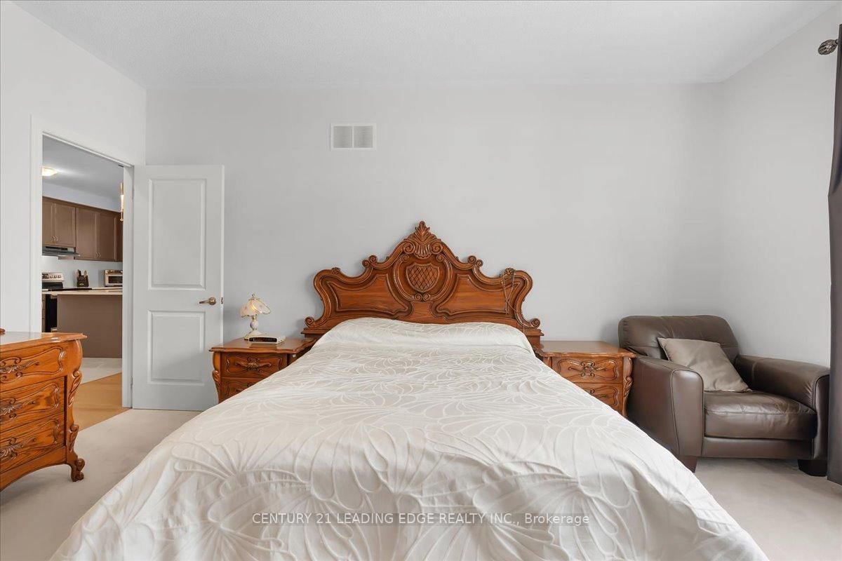 16 Faimira Avenue • Georgina, ON photo 14