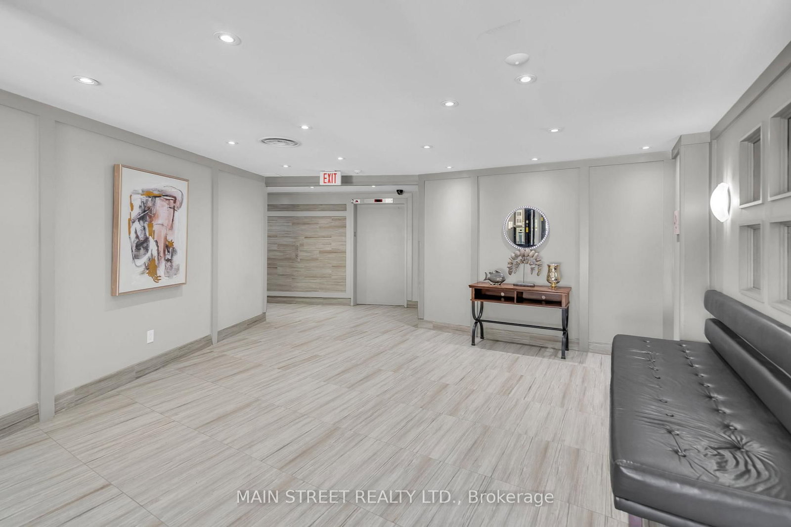 1008-260 Davis Dr, Newmarket, view 5