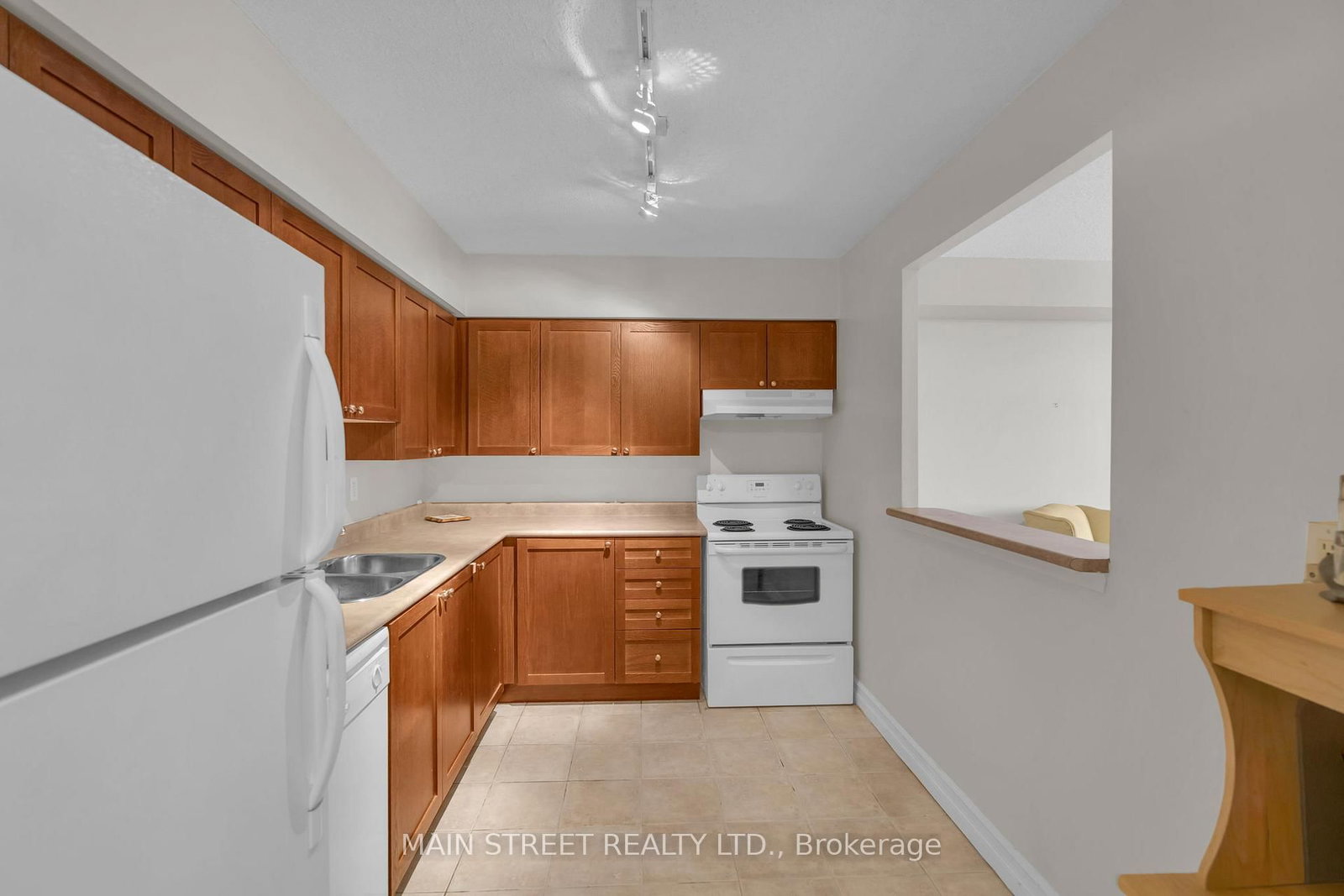 1008-260 Davis Dr, Newmarket, view 7