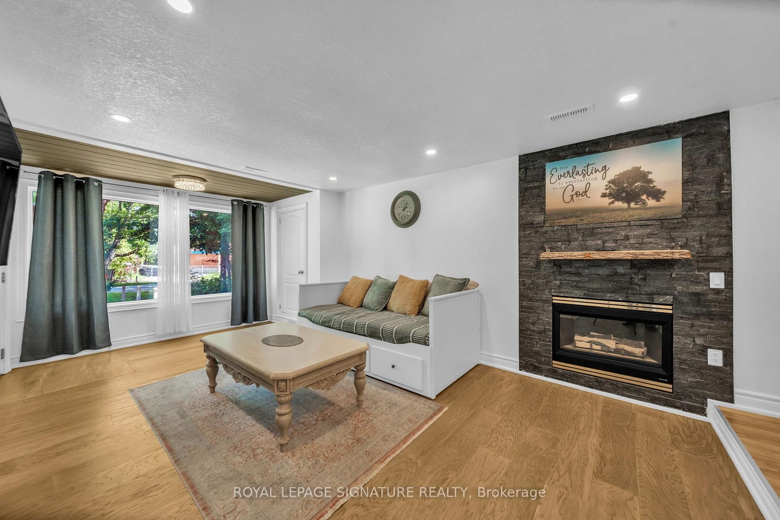 2020 Kate Avenue photo 8