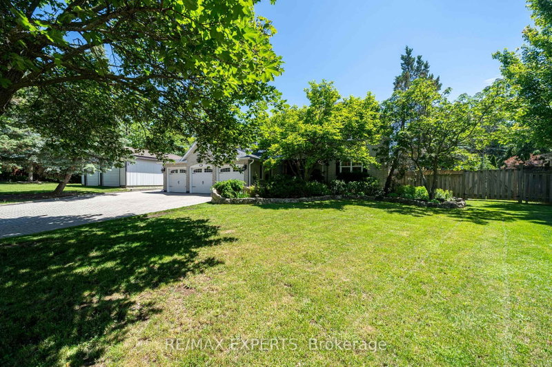 123 Fern Valley Crescent