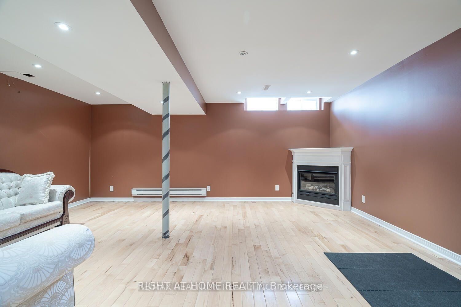 1 Ridgeway Court • Vaughan, ON photo 17