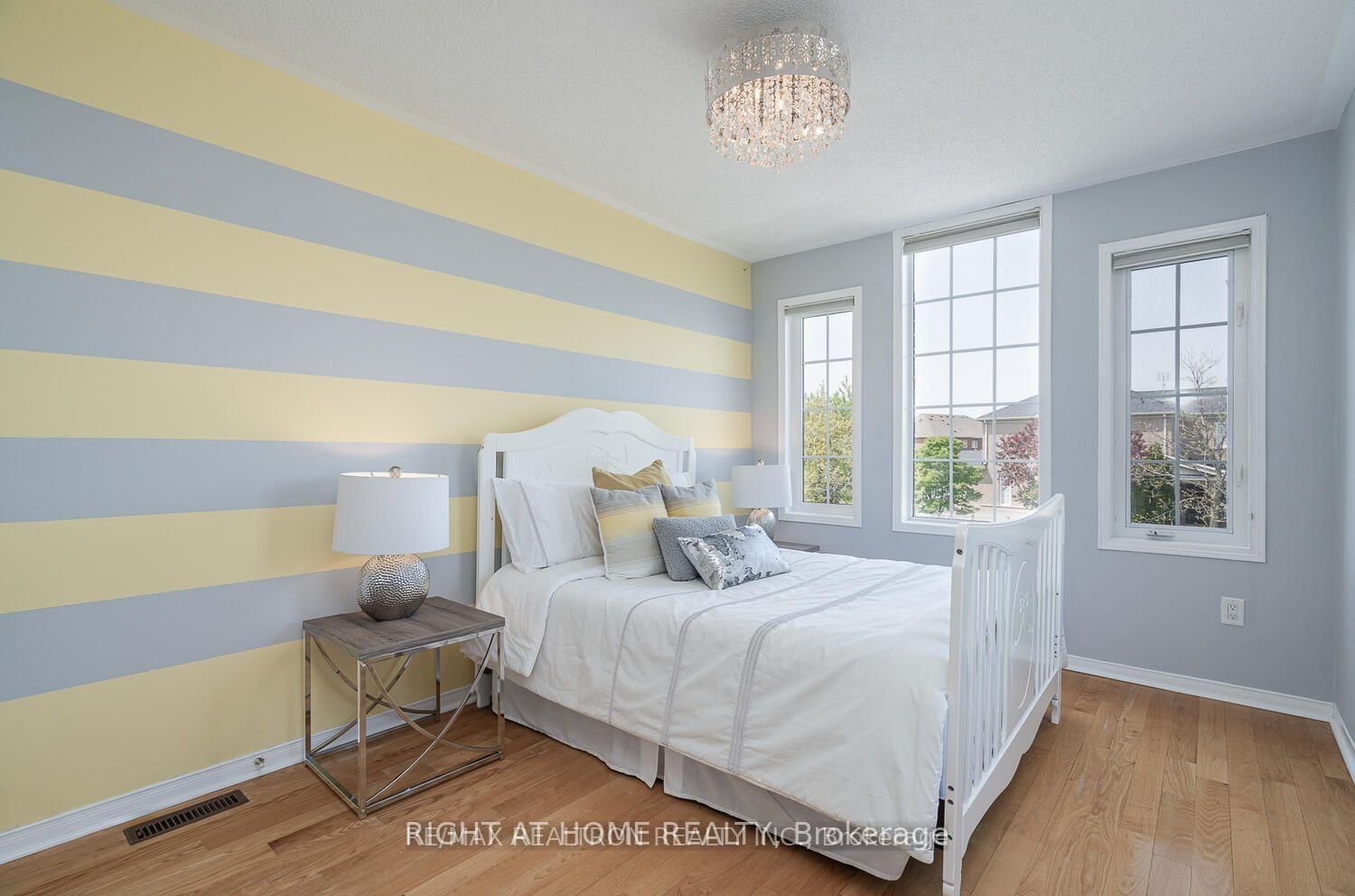 1 Ridgeway Court • Vaughan, ON photo 20
