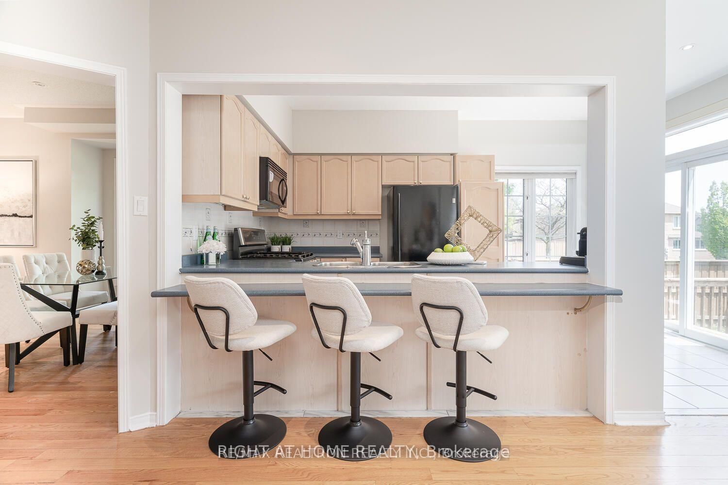 1 Ridgeway Court • Vaughan, ON photo 34