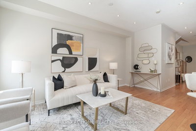 1 Ridgeway Court • Vaughan, ON photo 8
