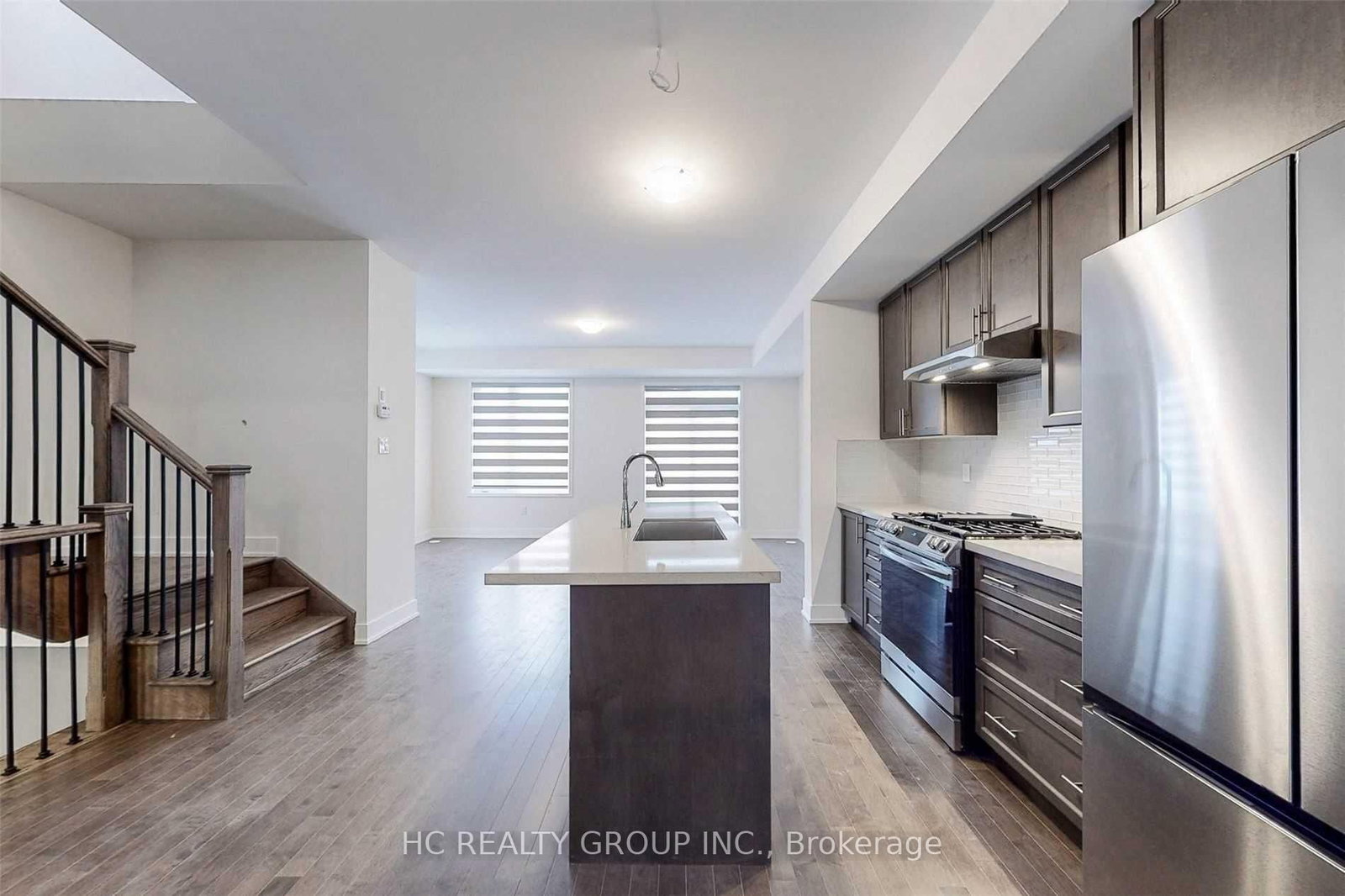 85 Rattenbury Rd, Vaughan, view 2