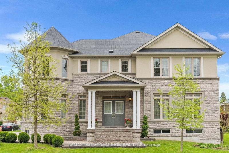 108 Headwater Crescent