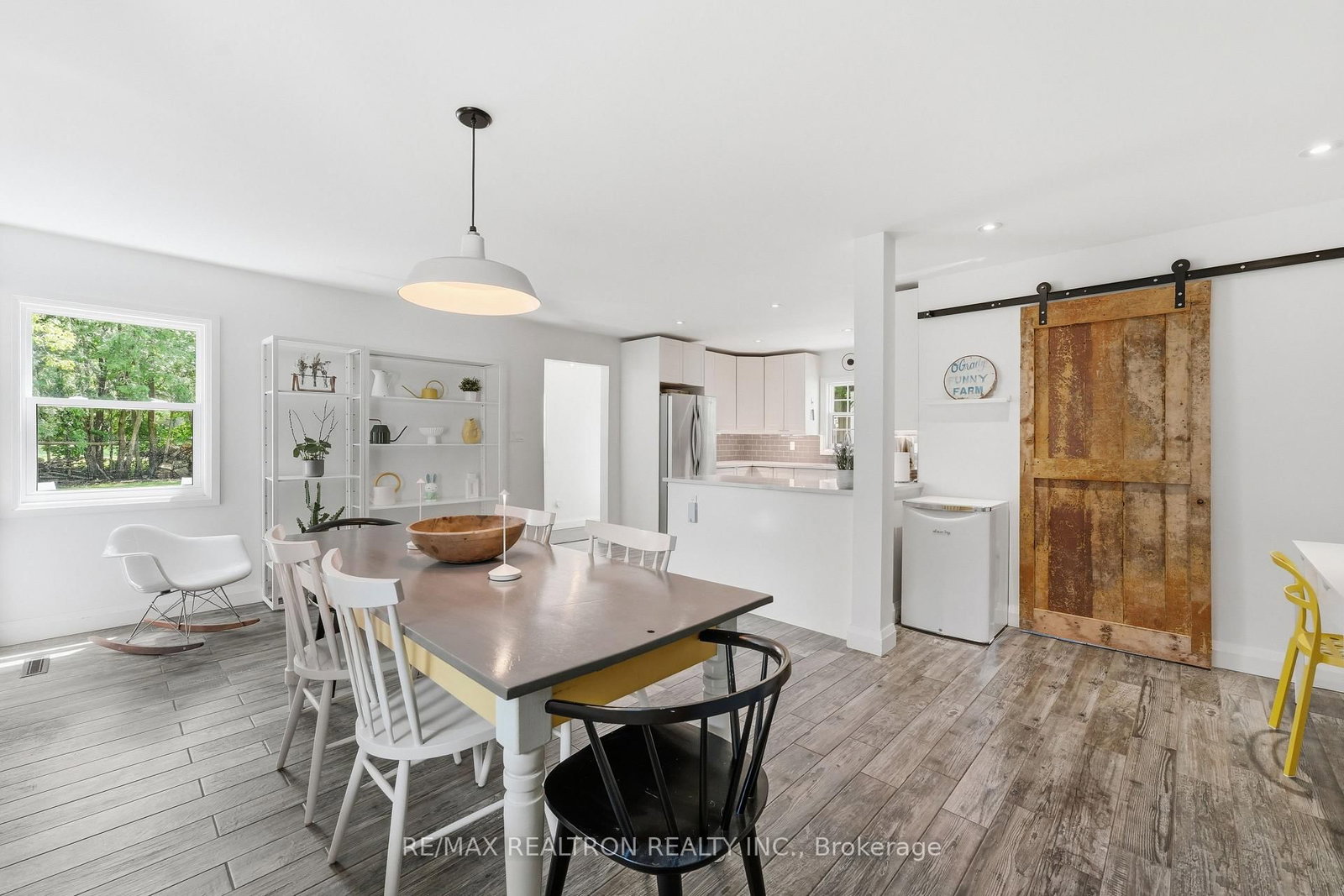 181 Church Street • Georgina, ON photo 10