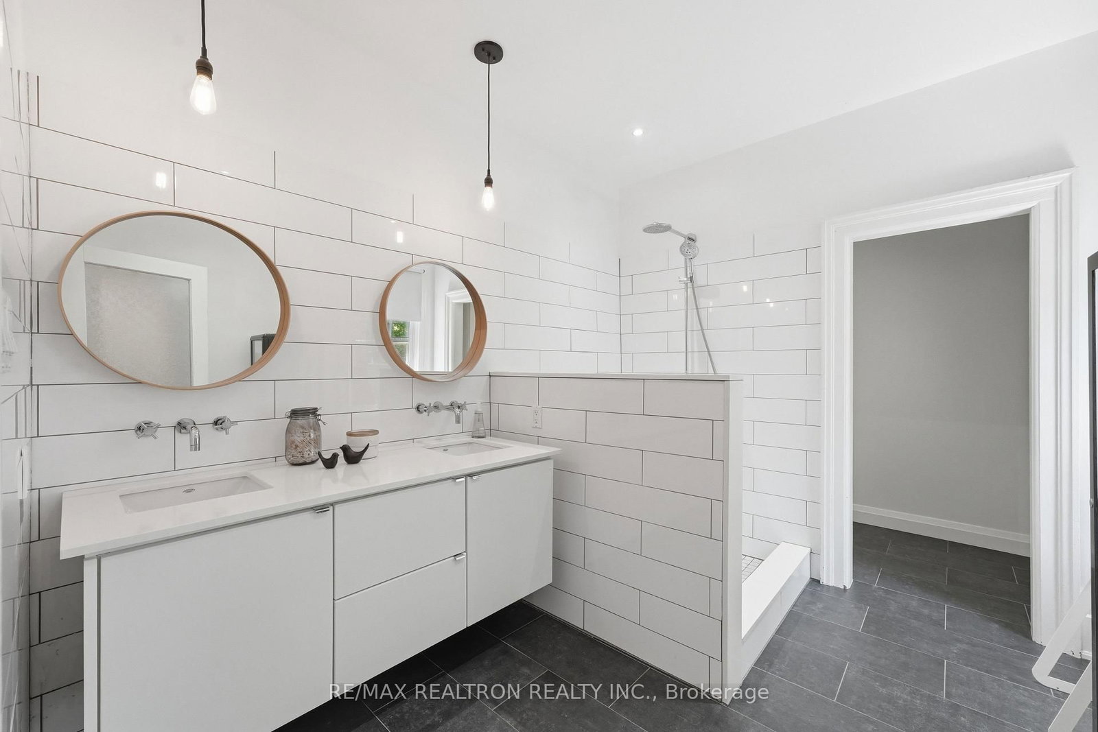 181 Church Street • Georgina, ON photo 20
