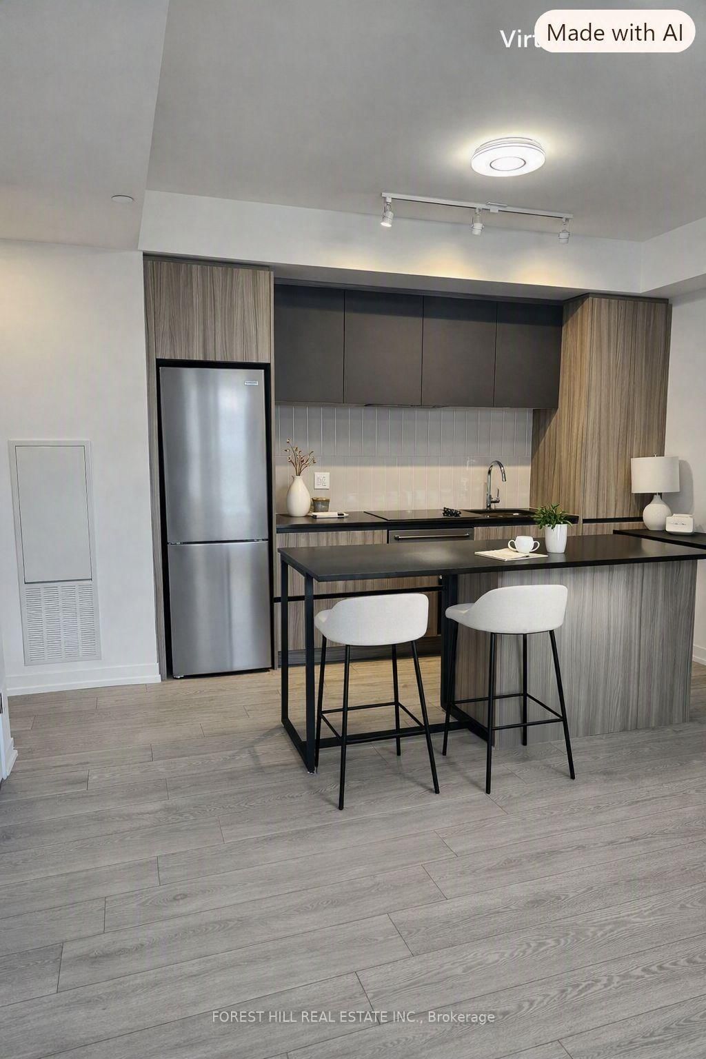 C904-8 Beverley Glen Blvd, Vaughan, view 12