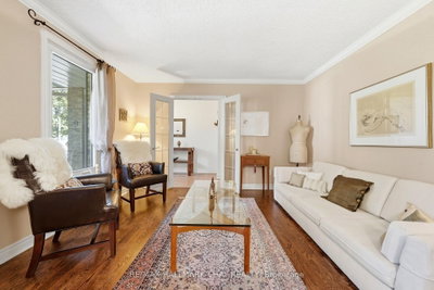 17 Stewart Street W • New Tecumseth, ON photo 8