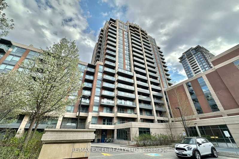 703 - 18 Uptown Drive