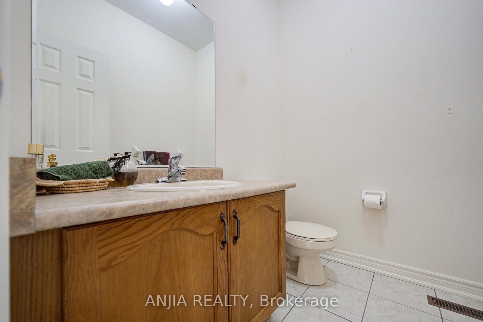 65 Staynor Crescent • Markham, ON photo 16
