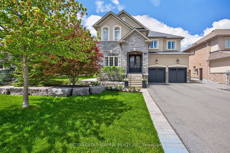 10 Thomas Noble Court