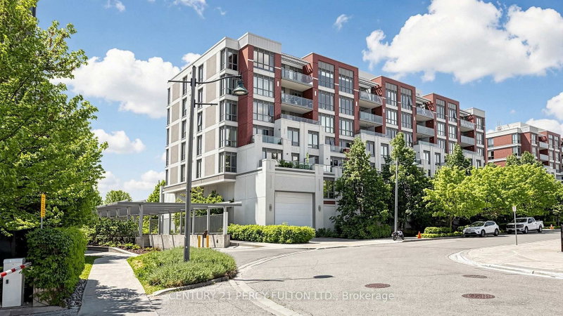 102 - 57 Upper Duke Crescent