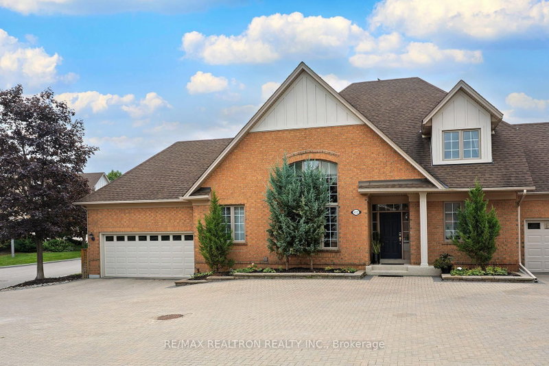 412 Falconwood Hollow