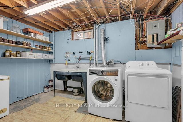 202 Collings Avenue • Bradford West Gwillimbury, ON photo 24