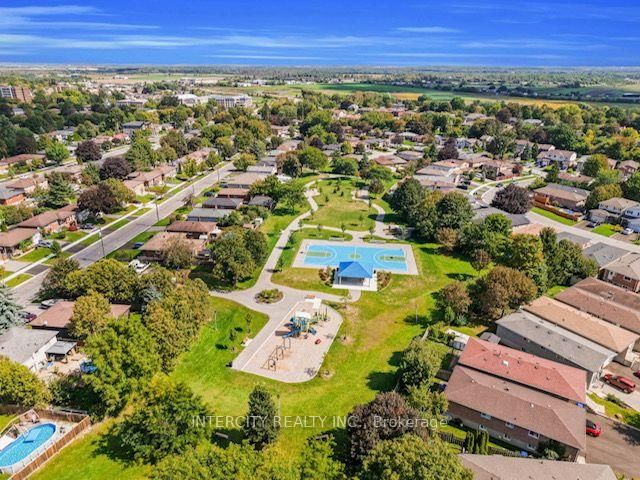 202 Collings Avenue • Bradford West Gwillimbury, ON photo 30