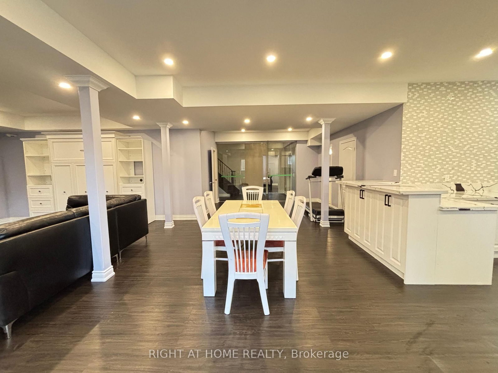 Basement-33 Heintzman Cres, Vaughan, view 8