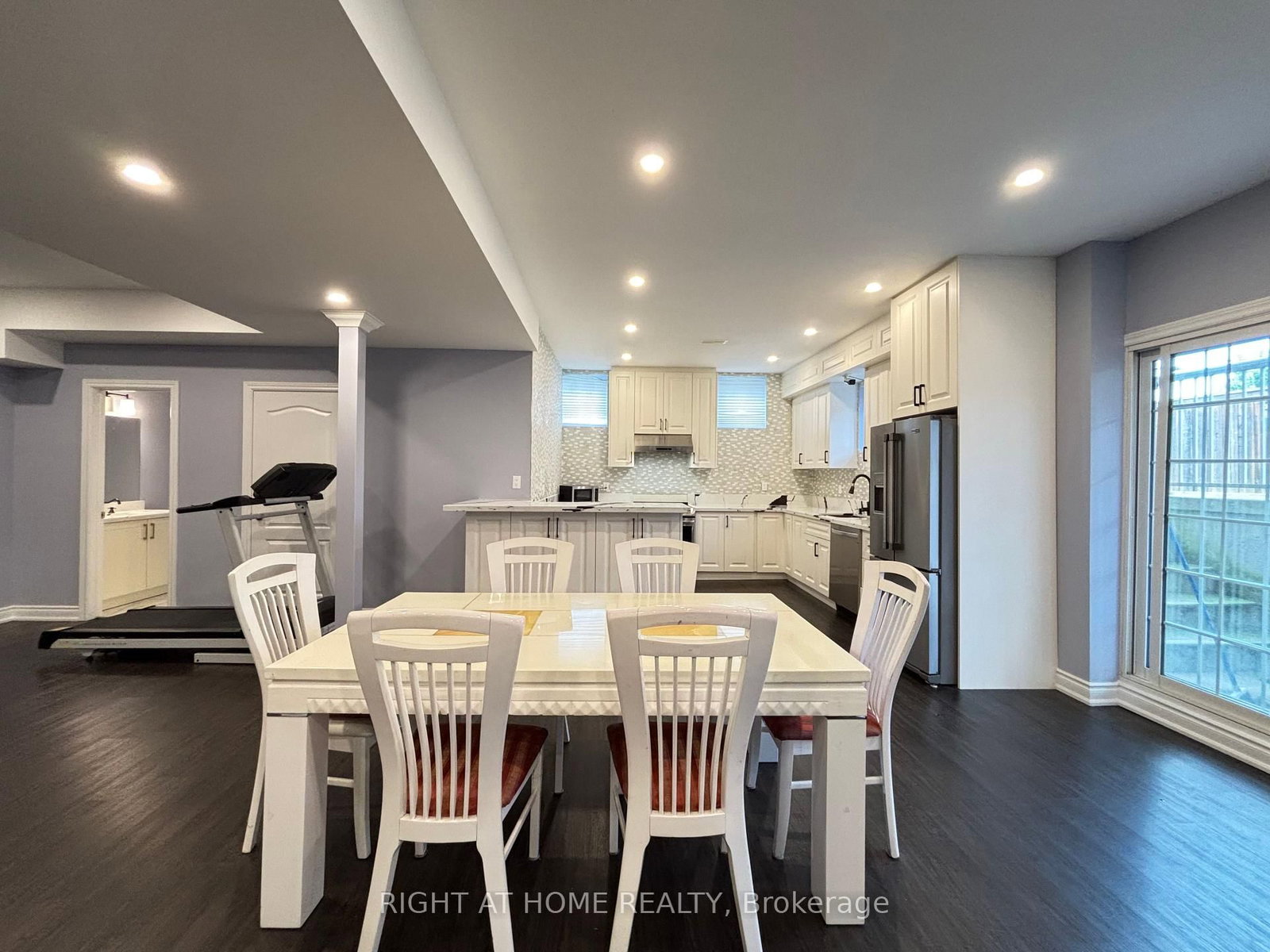 Basement-33 Heintzman Cres, Vaughan, view 9