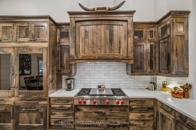 4143 Vivian Road • Whitchurch-Stouffville, ON photo 9