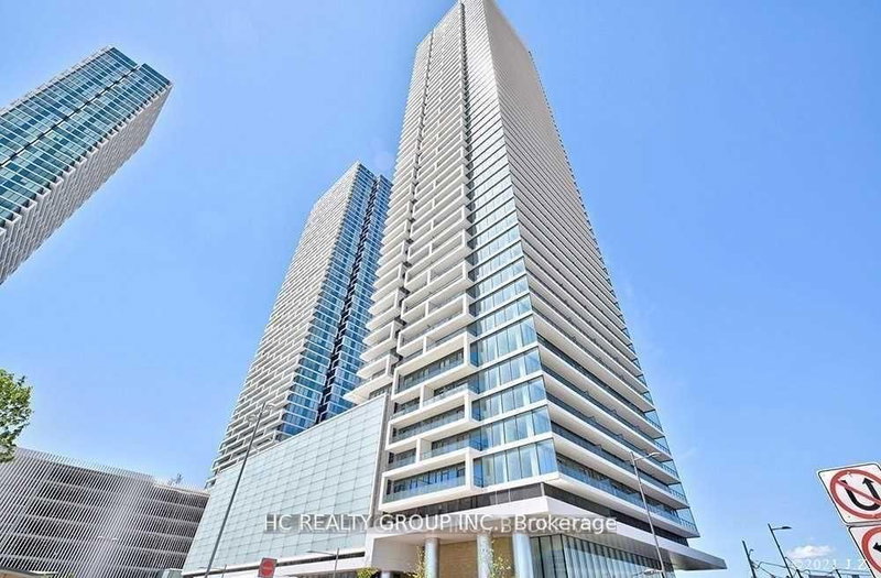 3815 - 950 Portage Parkway