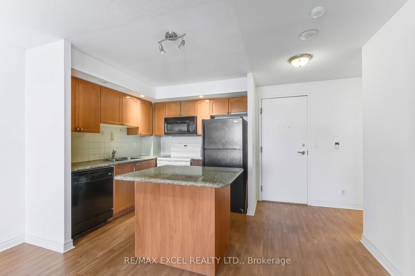 33 Cox Boulevard • #1627 • Markham, ON photo 12